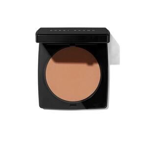 Bobbi Brown Sheer Finish Pressed Powder.